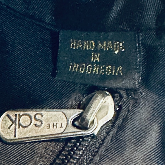 🌟HP🌟VTG 2000s The Sak Black Mini Crochet Shoulder Bag - Picture 6 of 10